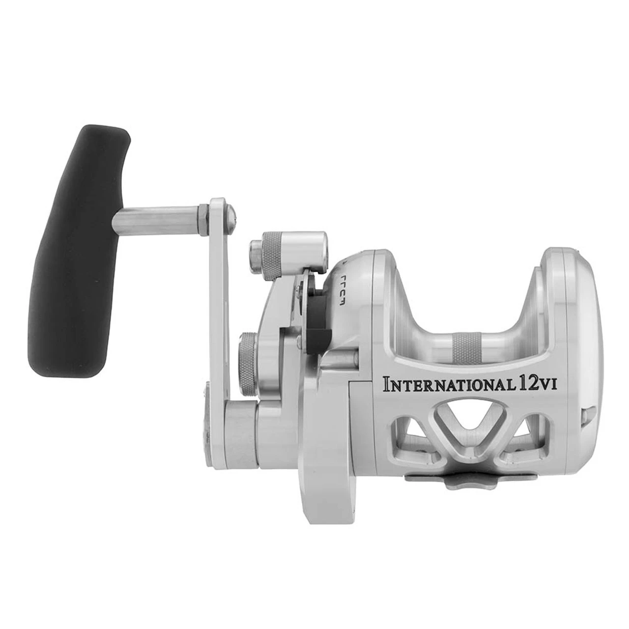 PENN International VI Series INT12VIS Trolling Reel 4 PENN International VI Series INT12VIS Trolling Reel - Image 2